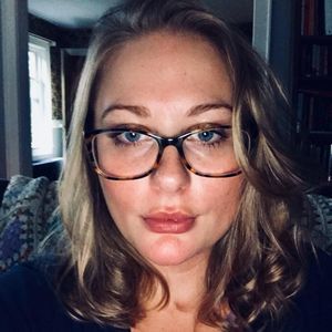 Meet your Posher, Abby